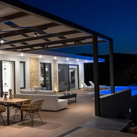 Вилла Ioniangems *