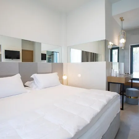 Ioniangems Apolpaina